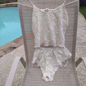 Wonderline Lace lingerie top  ONLY large